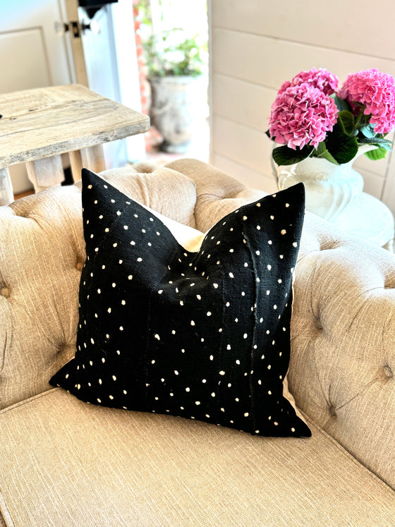 Black & White Dot Mudcloth Linen Pillow Cover