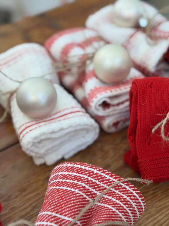 Towel & Ornament Set