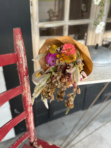  large dried flower bouquet