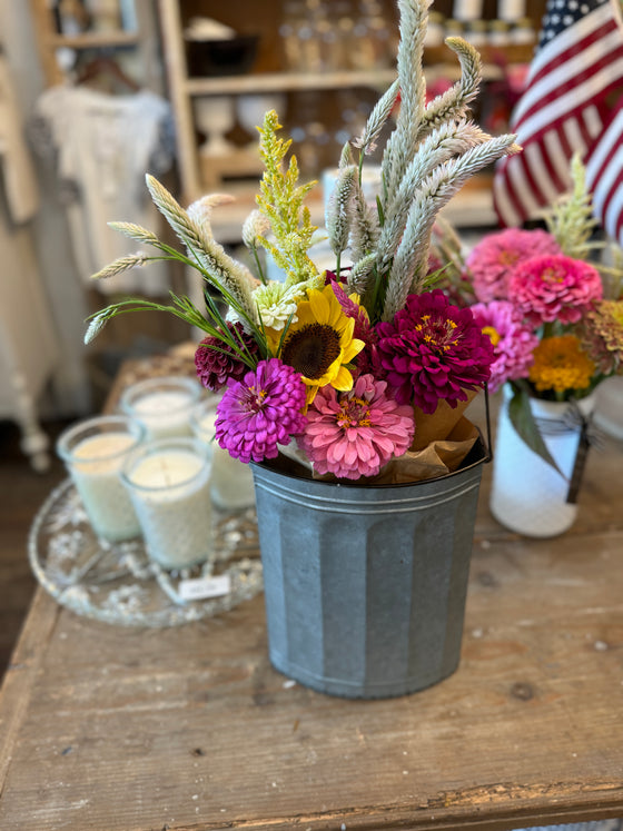 Hanging Galvanized Wall Bucket