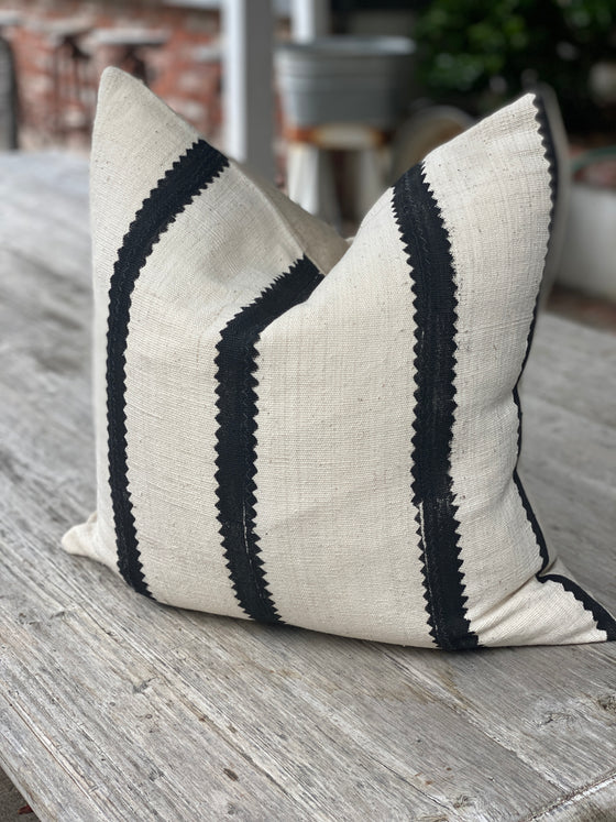 Black & White ZigZag Authentic Mud Cloth Pillow Cover