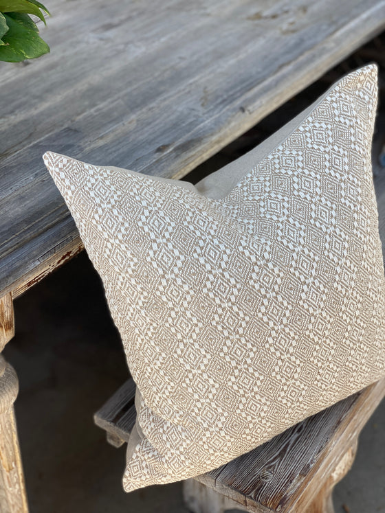 Dara Designer Linen Pillow Cover