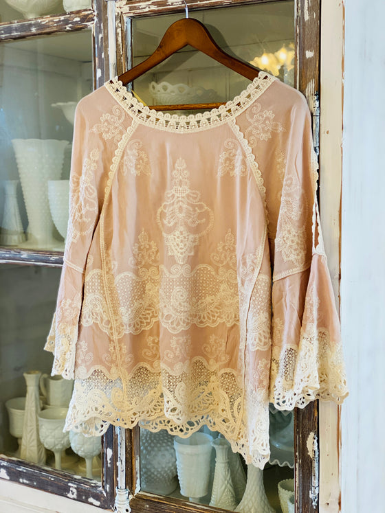Embroidered 3/4 Blouse